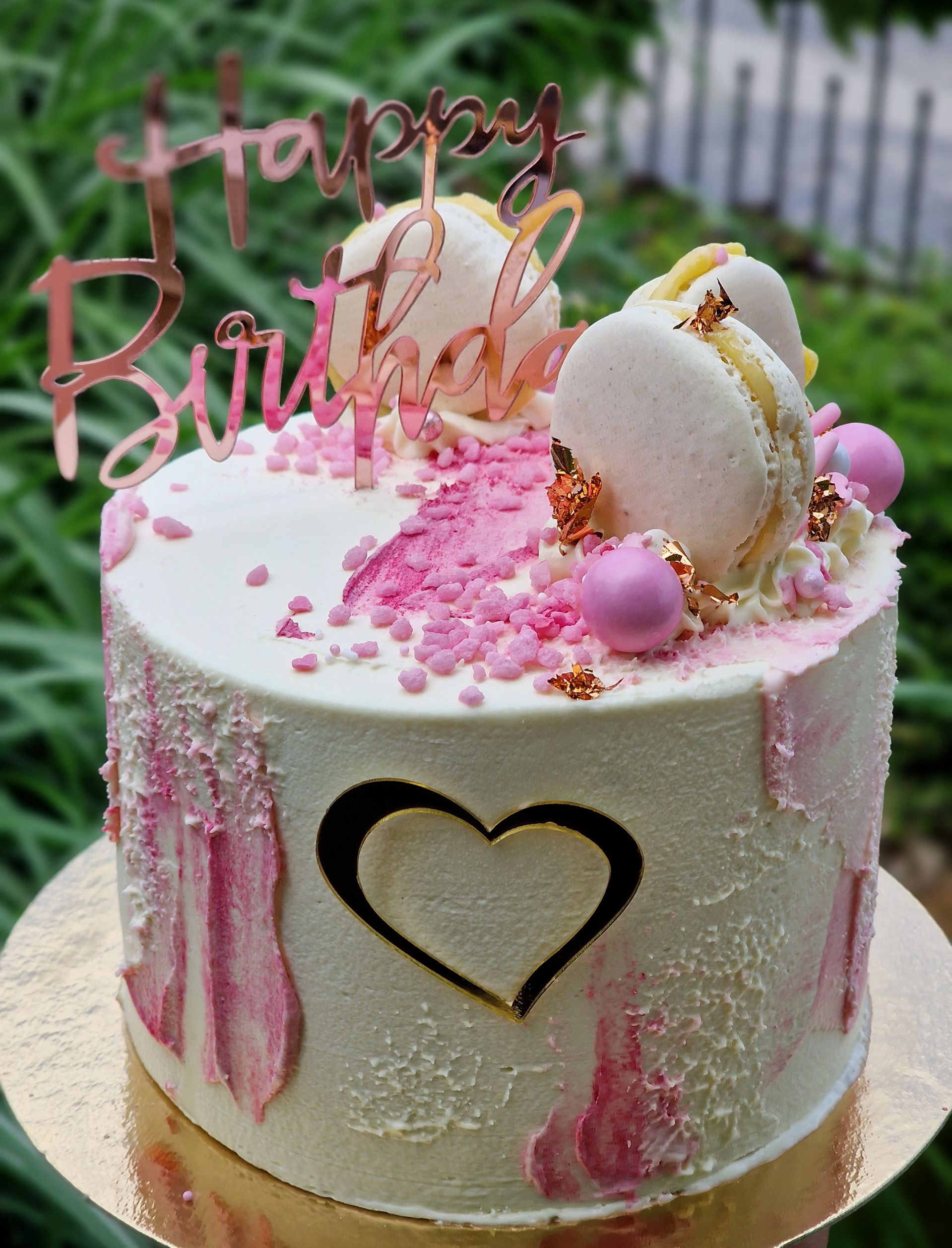 Különleges díszítésű tortáink