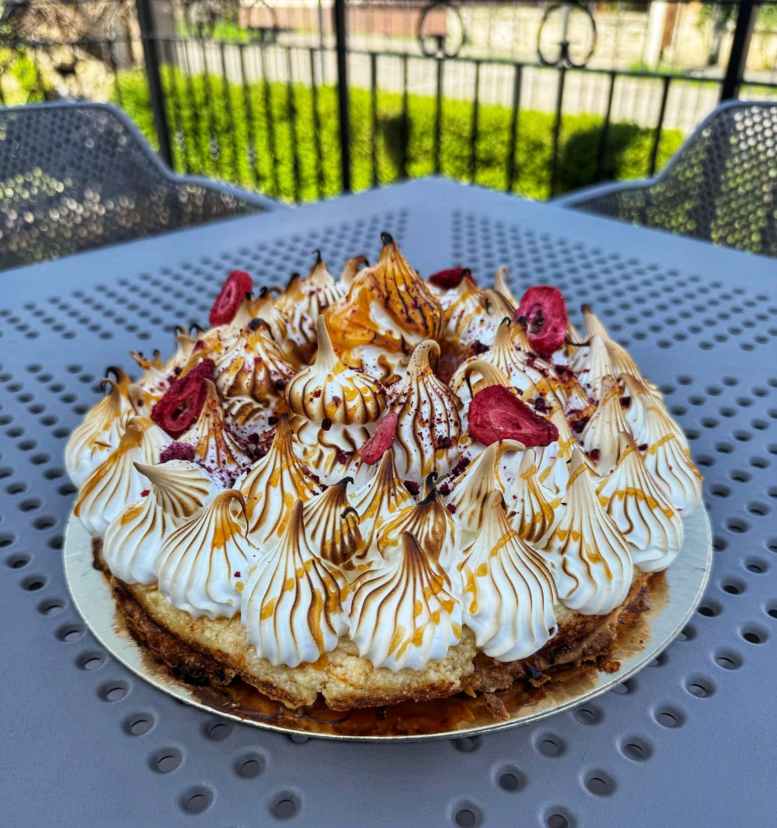 Különleges díszítésű tortáink