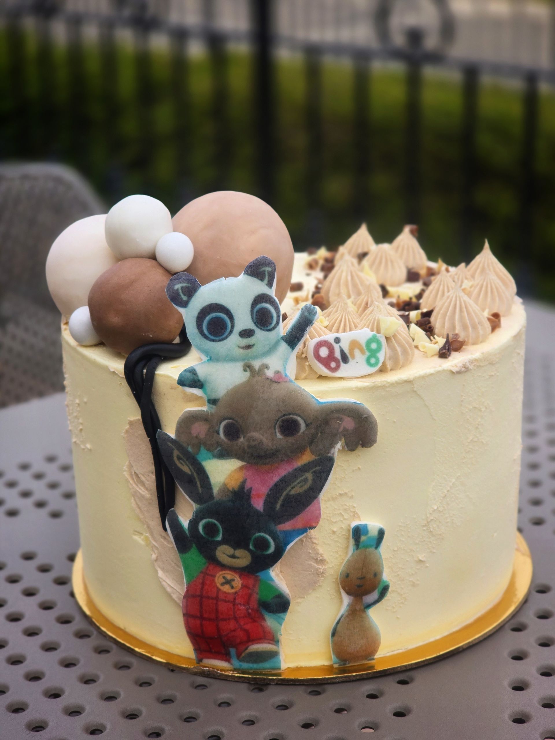 Különleges díszítésű tortáink