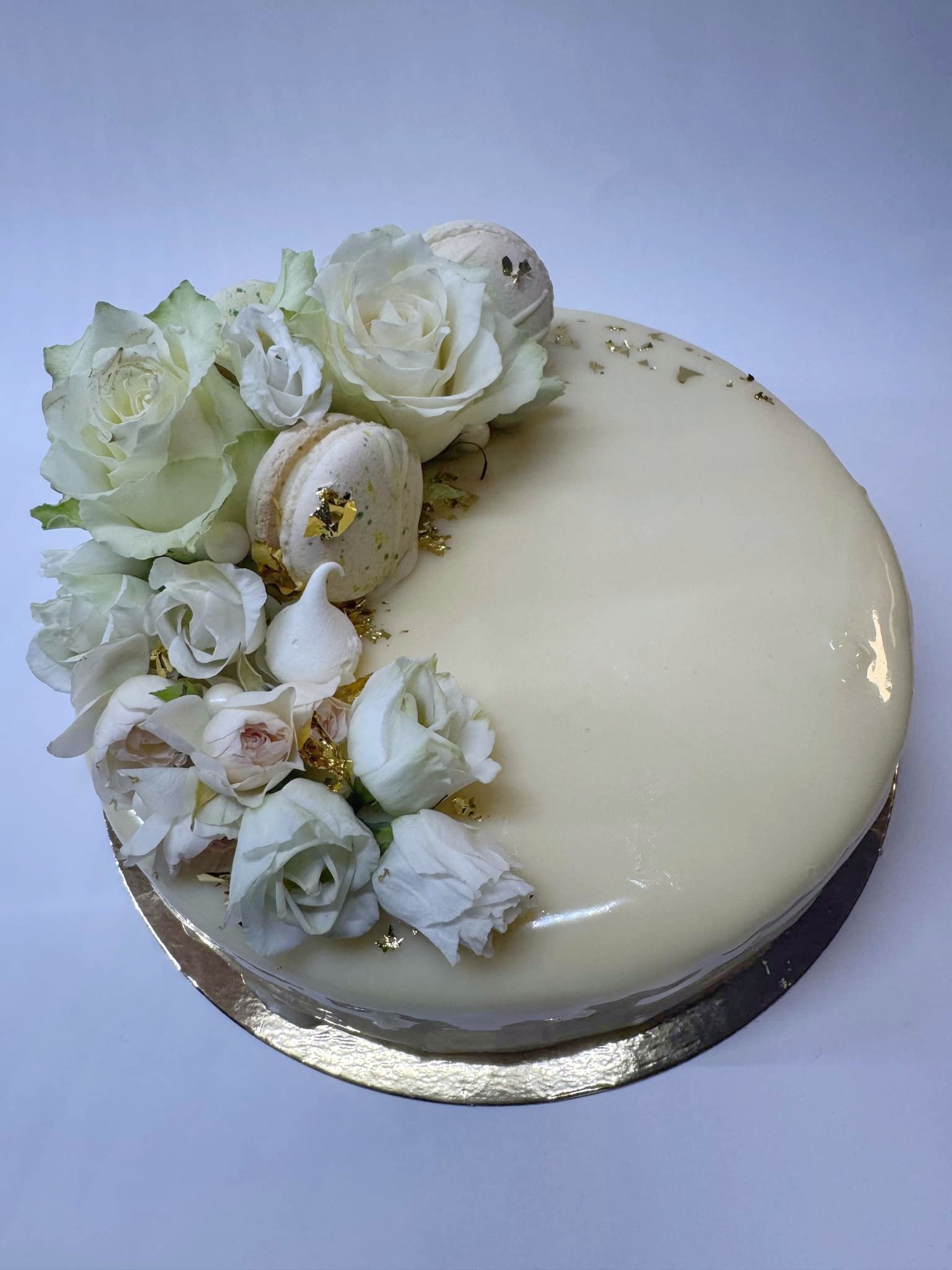 Különleges díszítésű tortáink